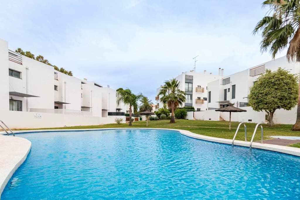 Apartamento Moderno Tranquilo Con Piscina Y Jardin 데니아 외부 사진